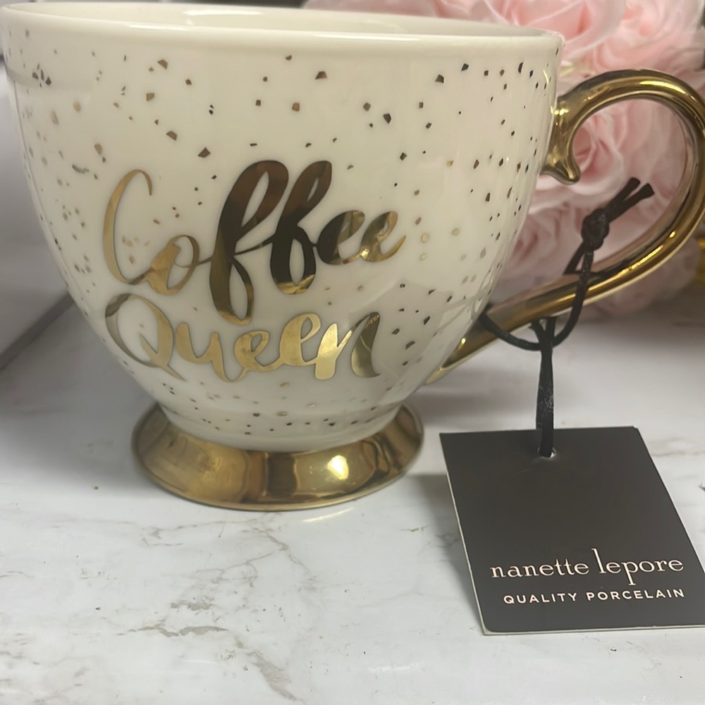 White mug with gold Coffee Queen letters